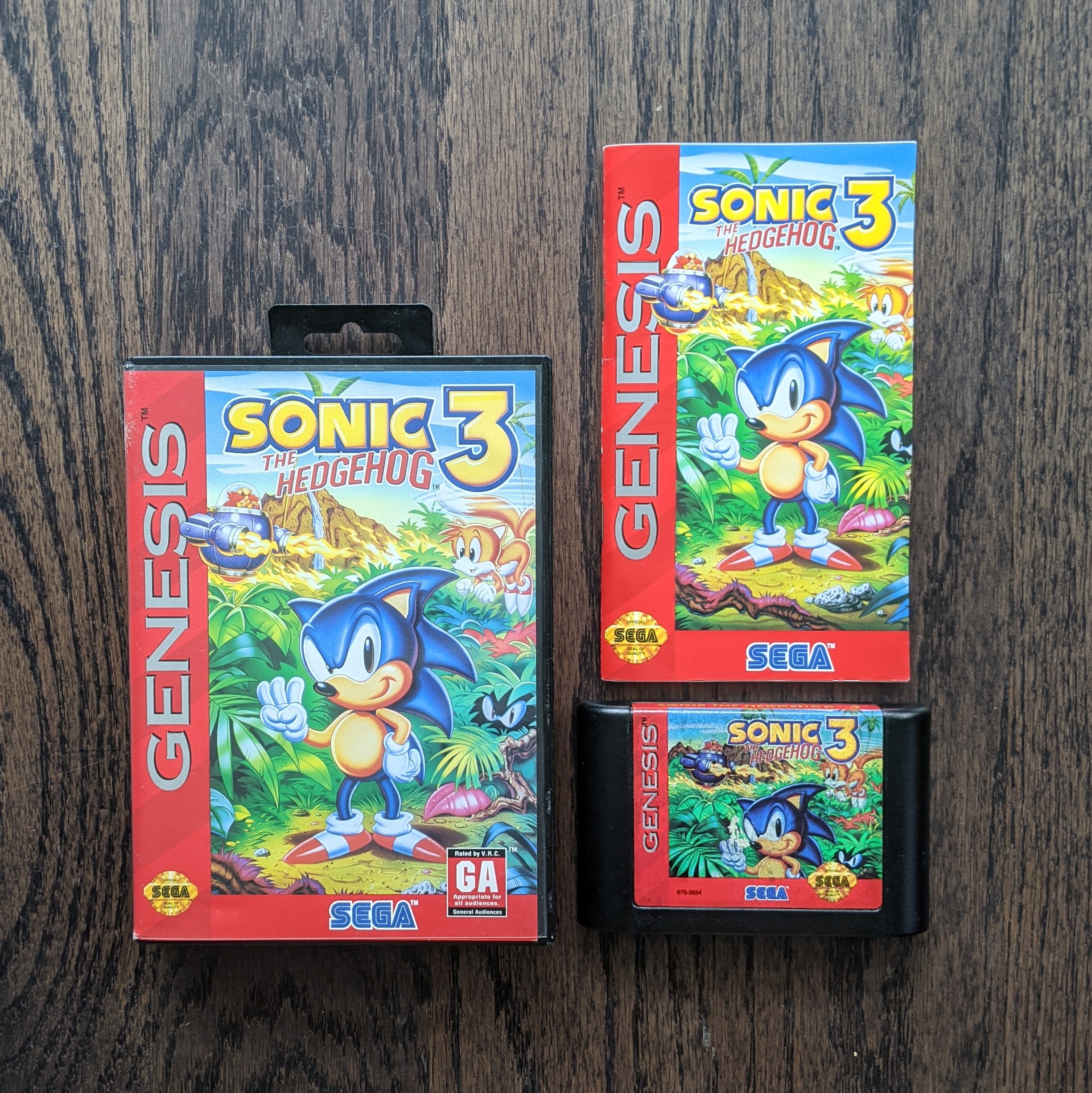 Sonic 3 for Genesis Complete, Excellent Condition Replay Value